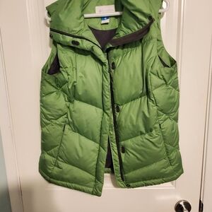 Columbia Womens Vibrant Green Puffer Vest